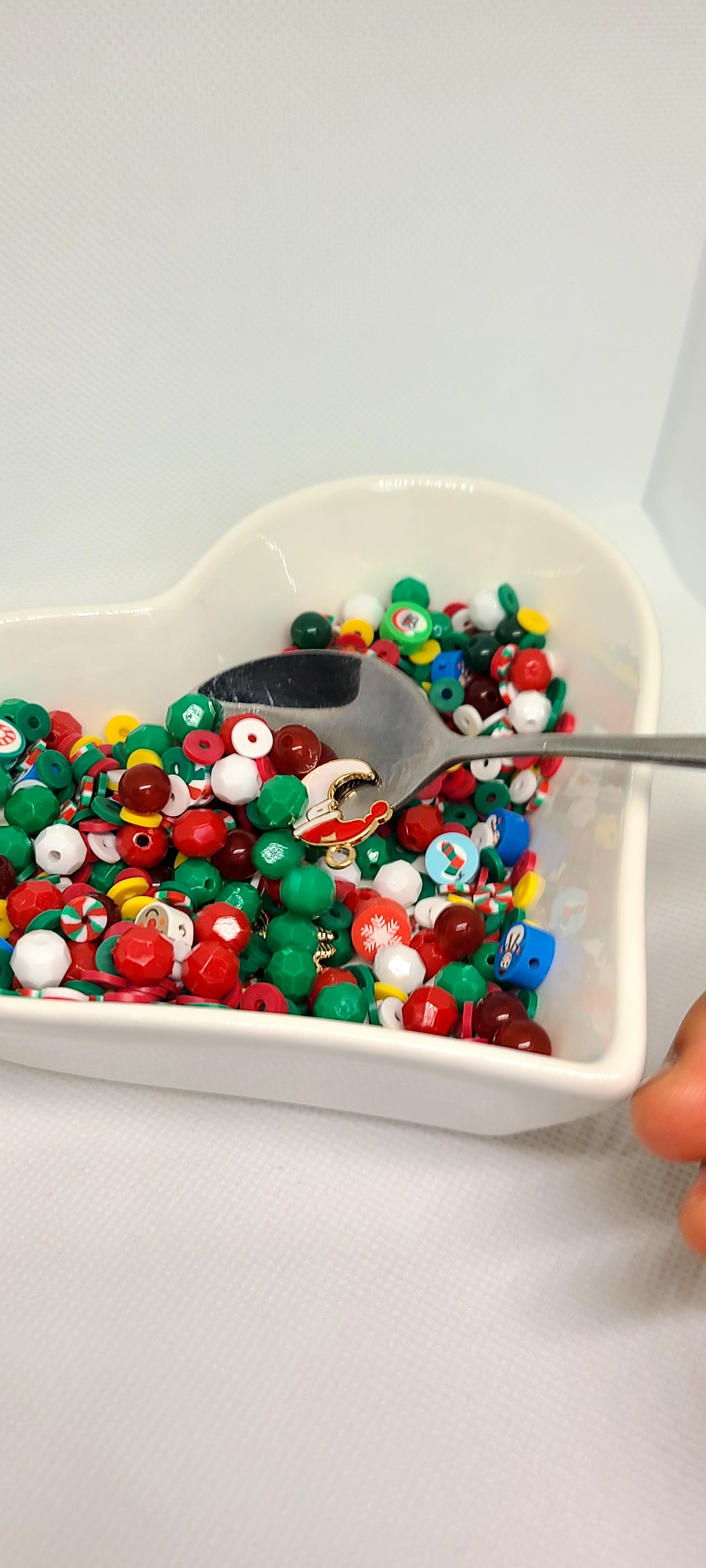 Chrismas bead confetti & string ππ